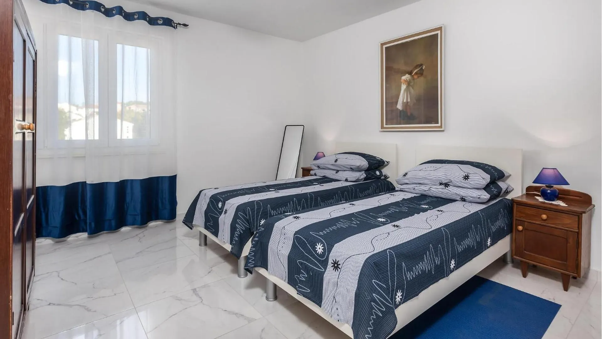 2 Bedroom Stunning Apartment In Banjol 0*,  Chorwacja